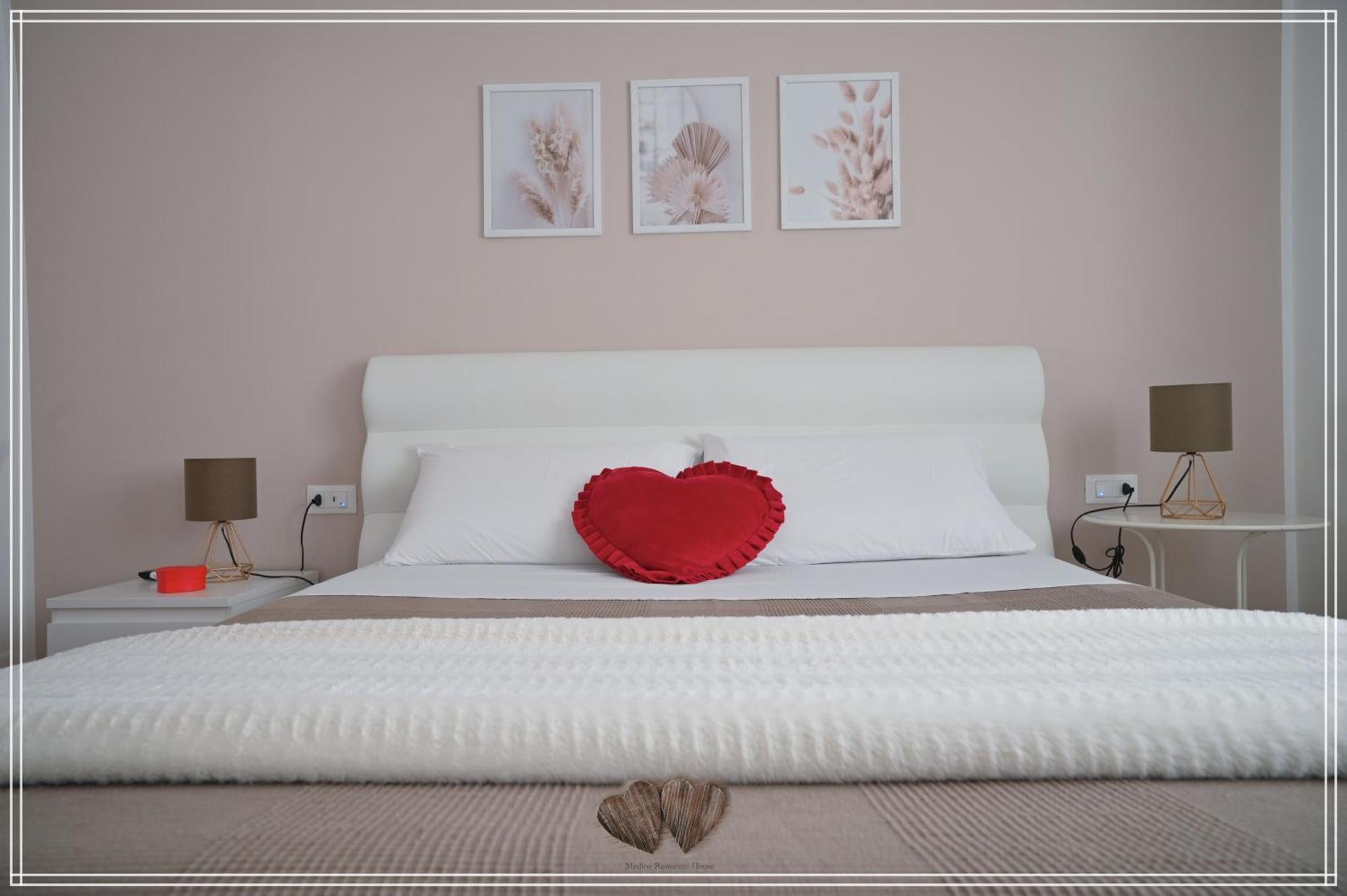 Medico Romantic House Monopoli Bagian luar foto